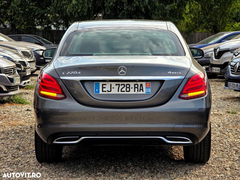 Mercedes-Benz C 220 d 4Matic 7G-TRONIC Exclusive - 11