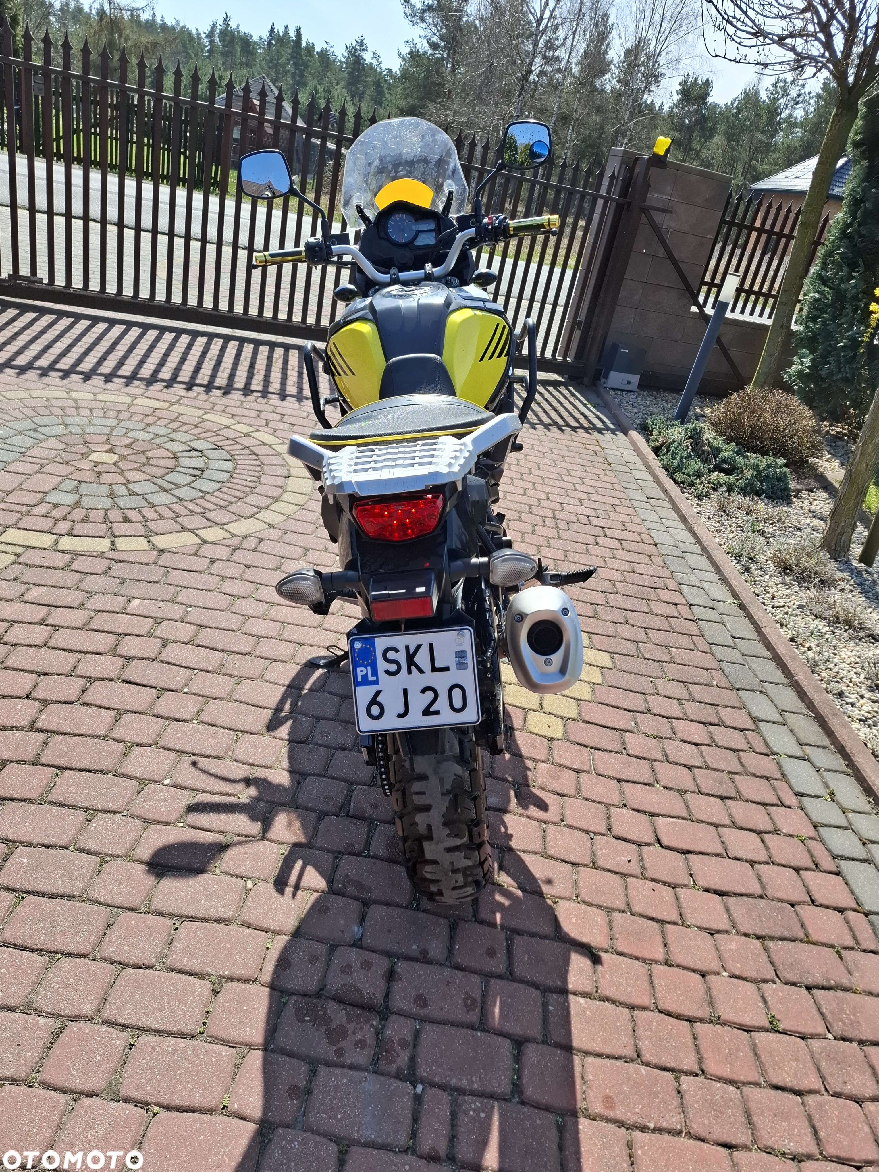 Suzuki DL - 5