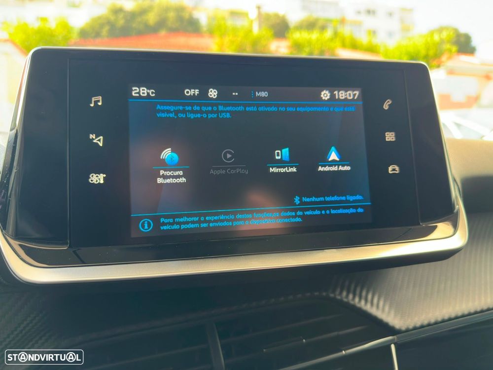 Peugeot 2008 1.2 PureTech Active Pack EAT8 - 19