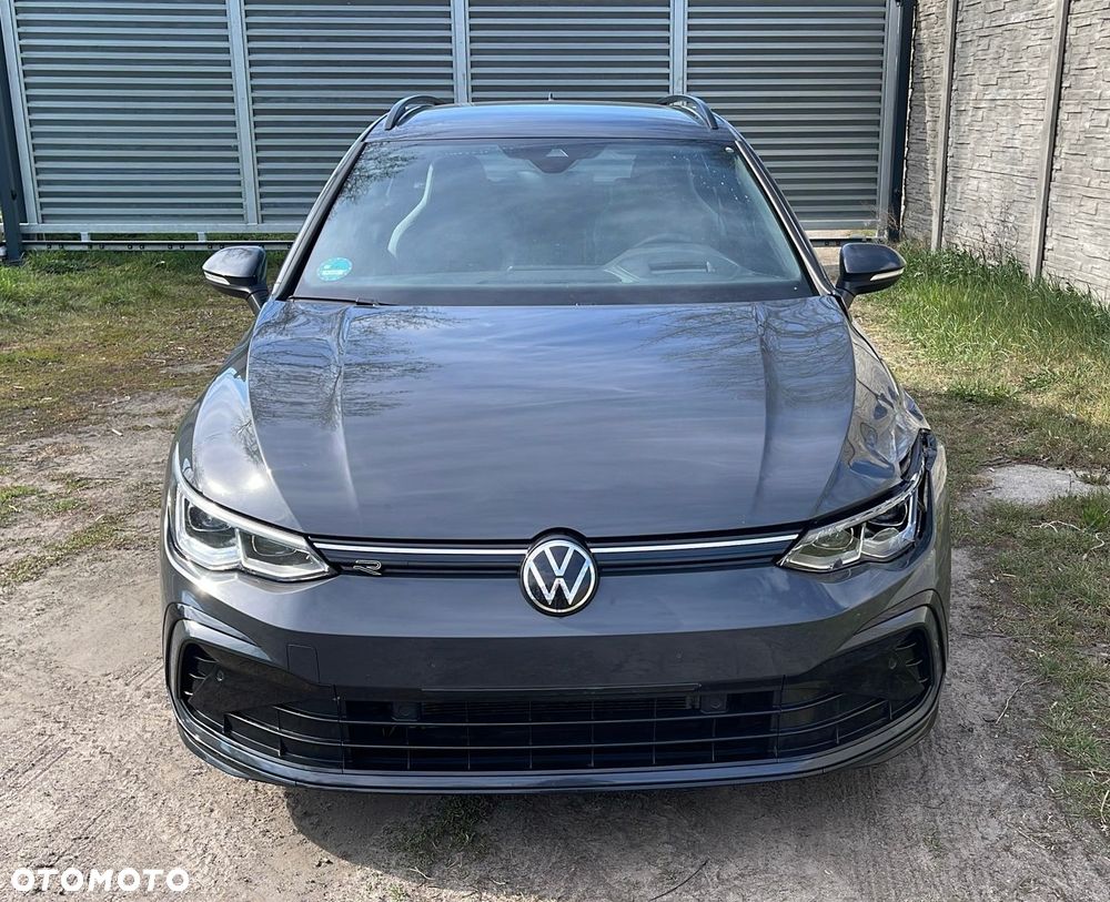 Volkswagen Golf 1.5 eTSI mHEV R-Line DSG - 4