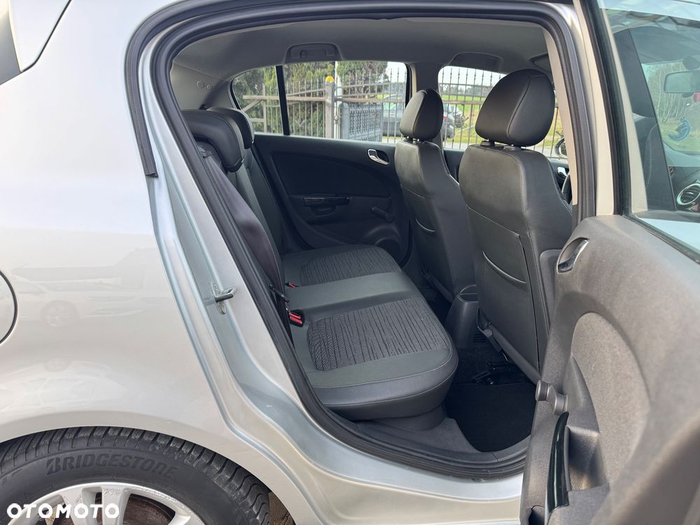 Opel Corsa - 18