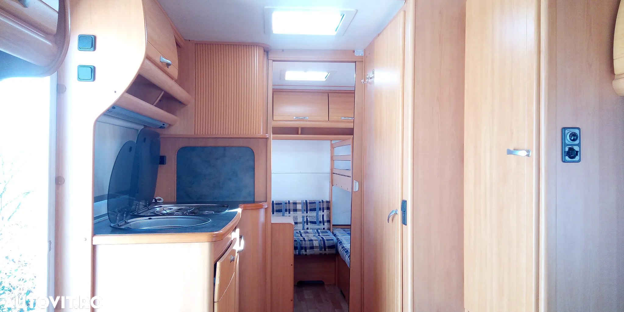 Alta LMC 495k (Lord Munsterland Caravans) - 4