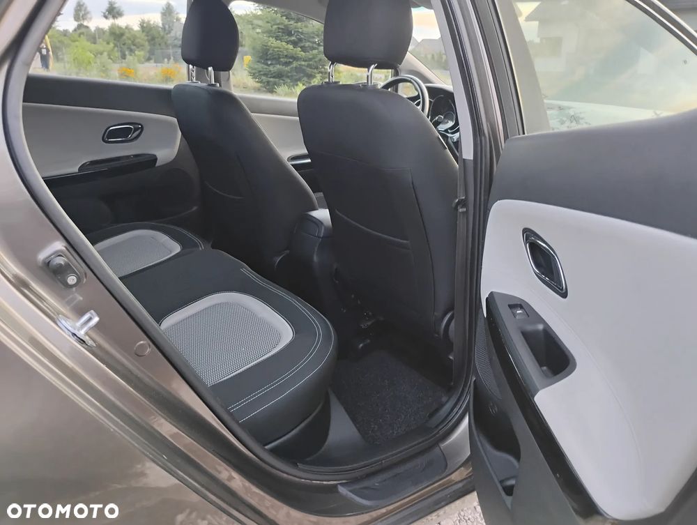 Kia Ceed 1.6 GDI Dream Team Edition - 19