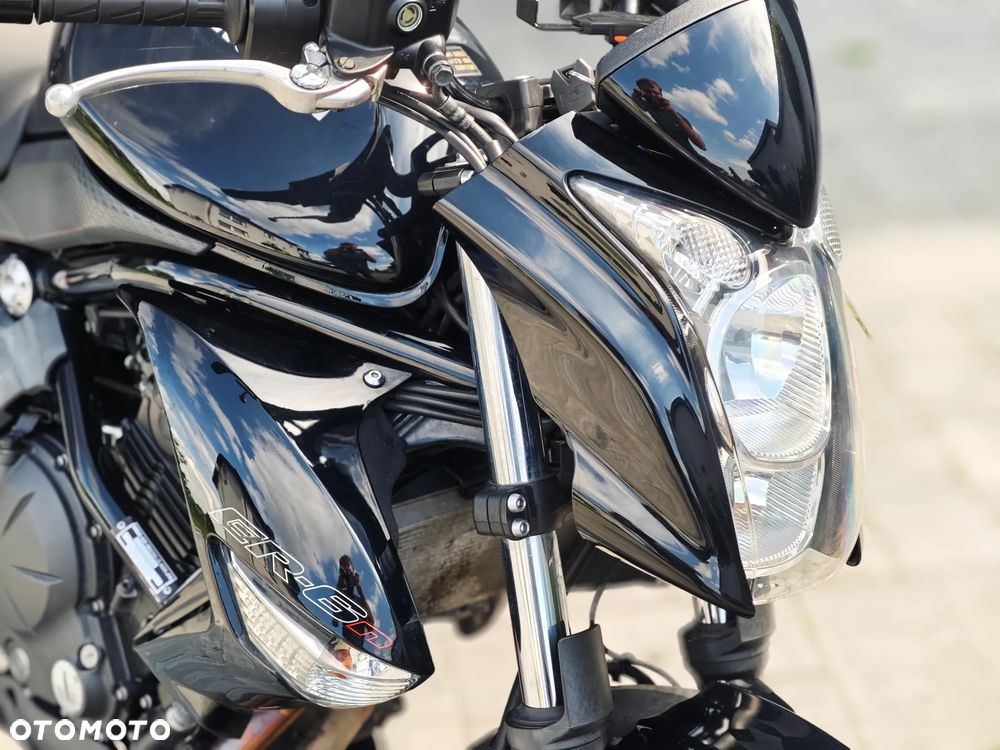 Kawasaki ER - 22