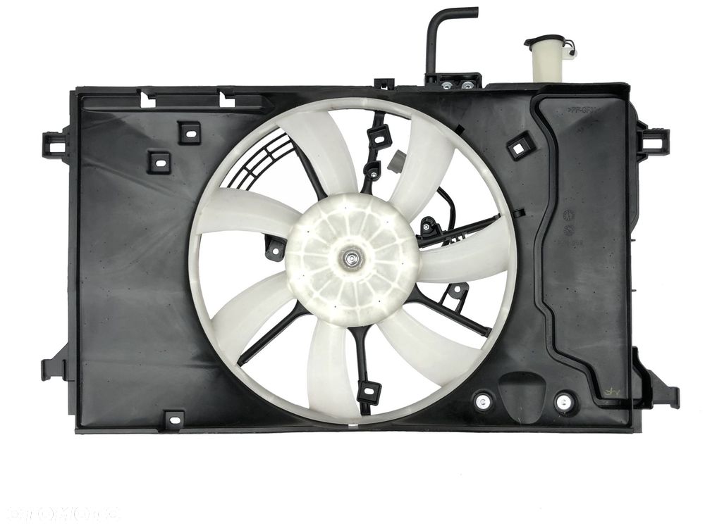 Wentylator chłodnicy Toyota Yaris Cross Hybrid  2020- 16711K0060 - 2