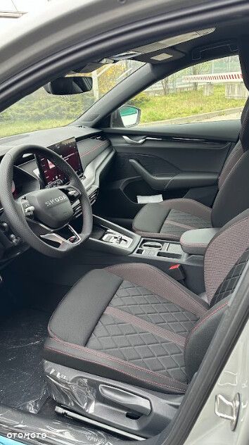 Skoda Octavia 2.0 TSI RS DSG - 10