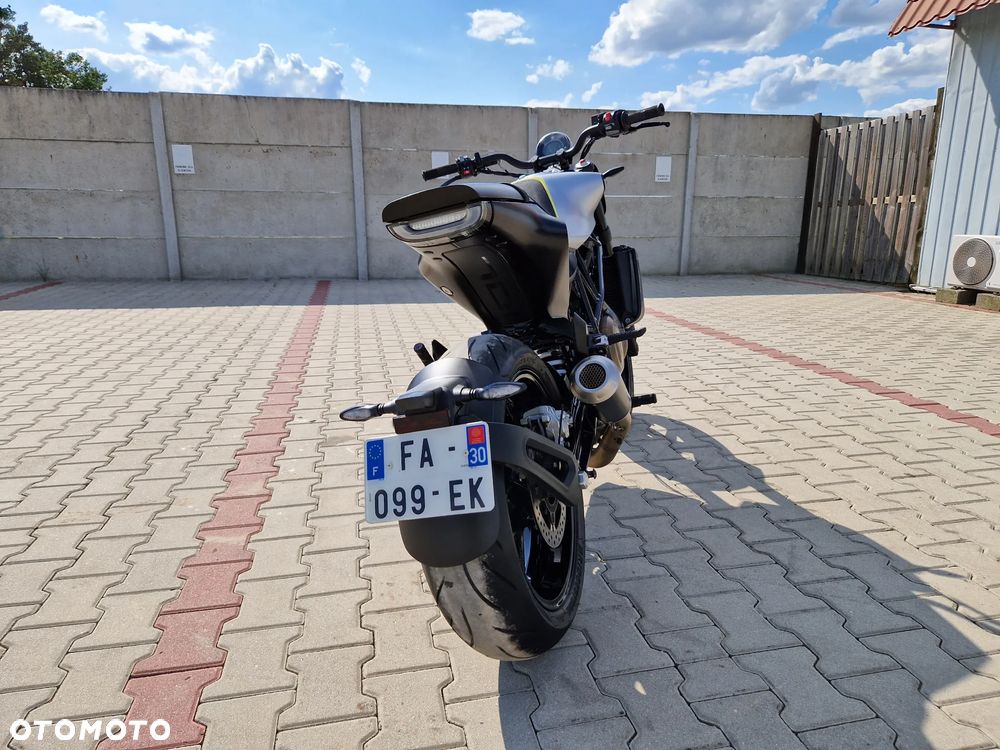 Husqvarna Vitpilen - 8