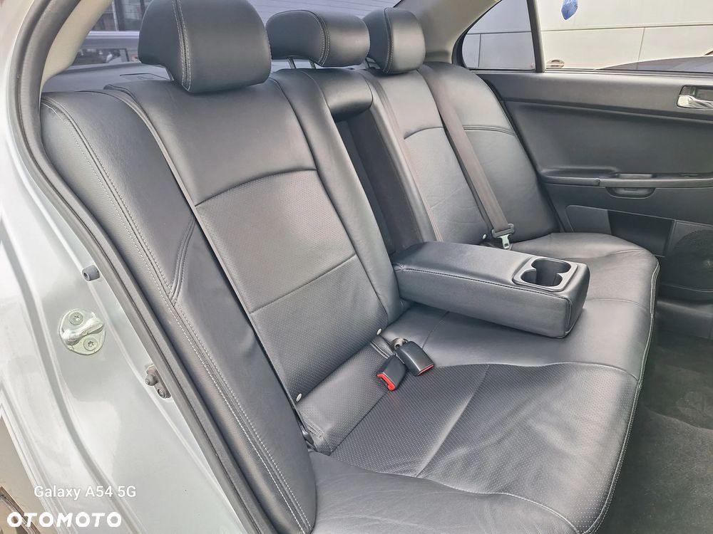 Mitsubishi Lancer 2.0 DI-D Intense - 33