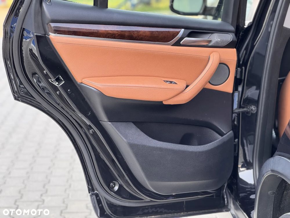 BMW X3 28i xDrive - 20