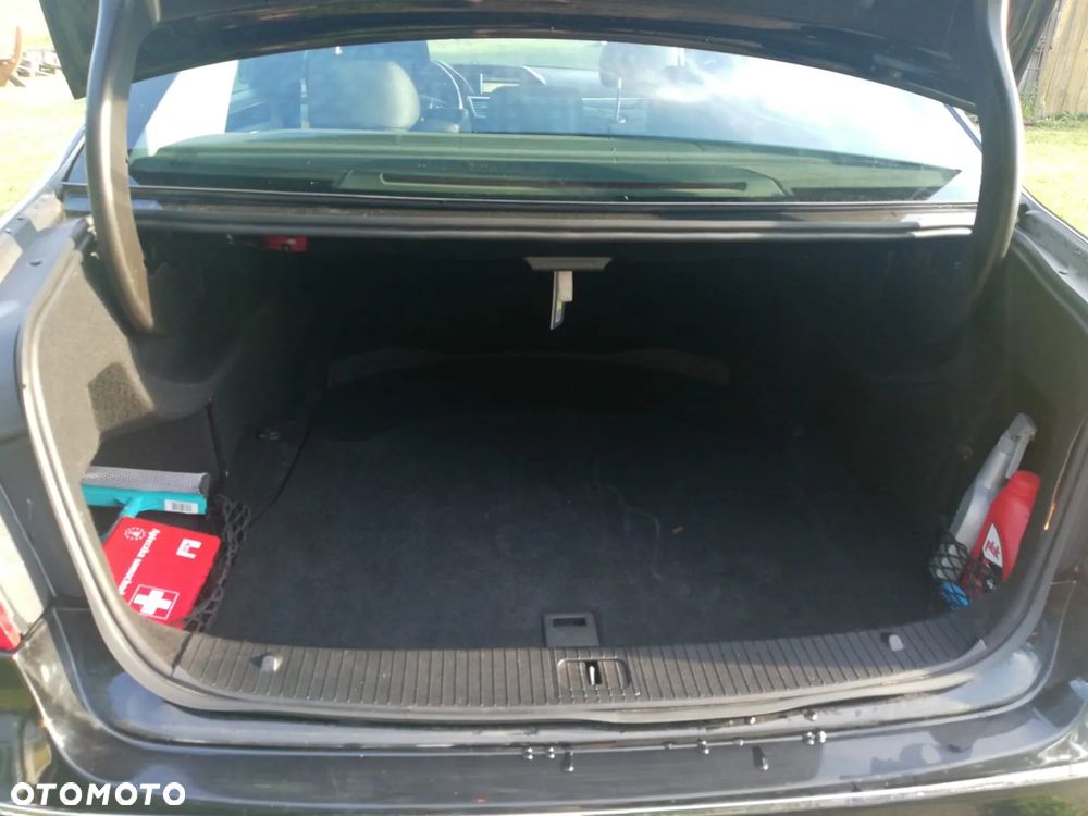 Mercedes-Benz Klasa E 350 CDI BlueEff Avantgarde - 11