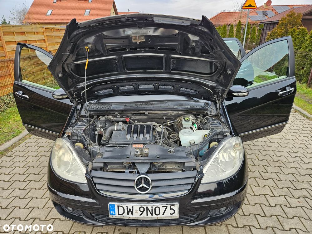Mercedes-Benz Klasa A 180 CDI Avantgarde Edition 10 - 11