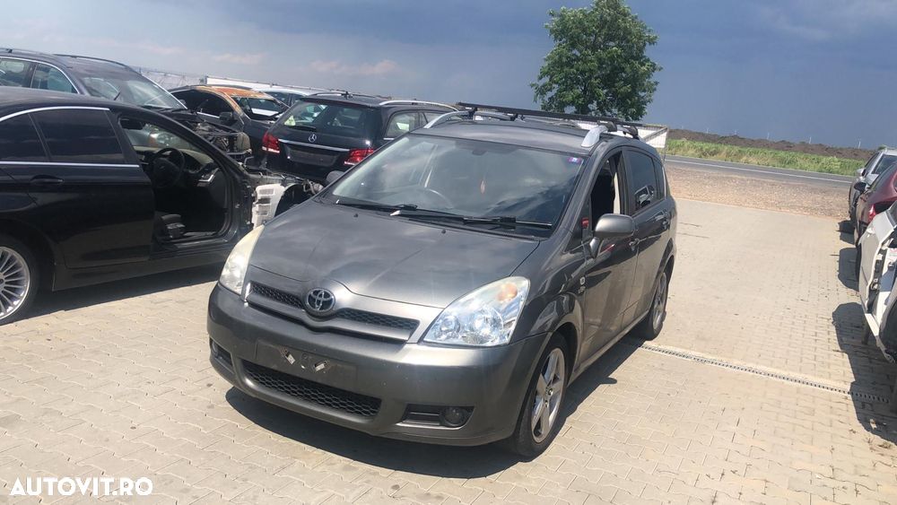 Dezmembram Toyota Corola Verso 2.2D an fabr 2007 - 1