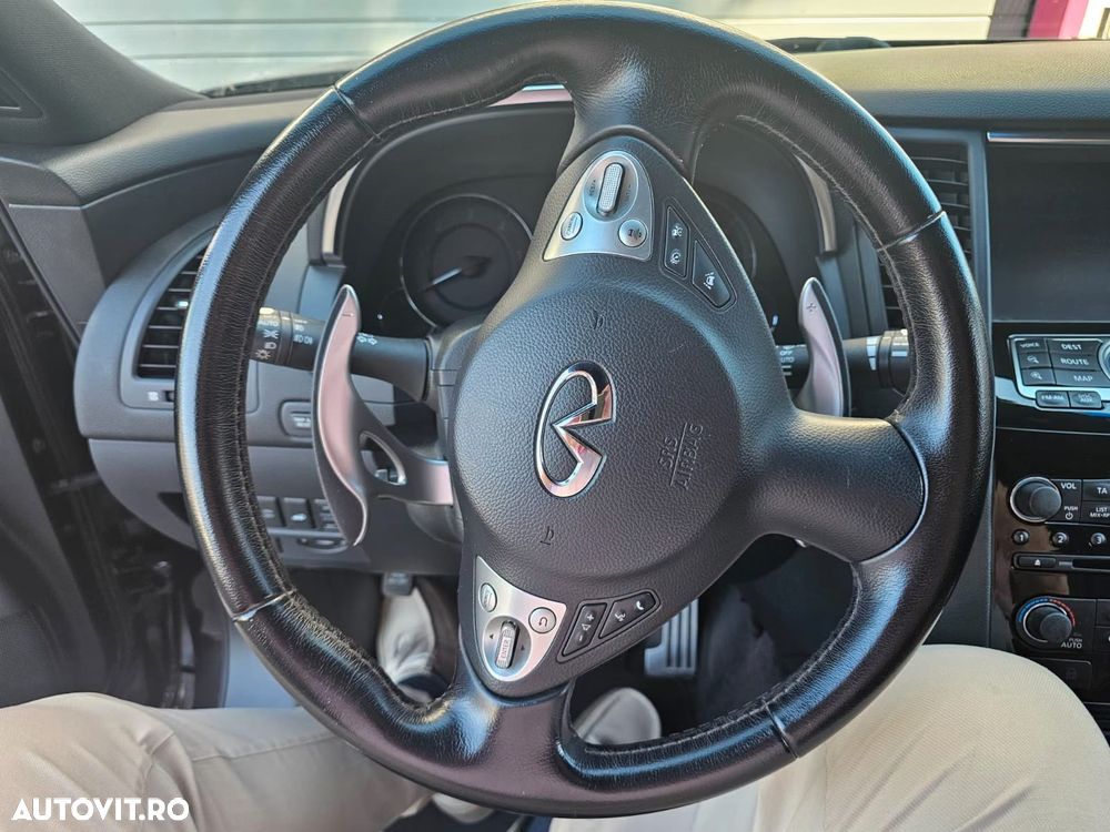 Infiniti QX70 3.0d AWD Aut. GT Premium - 8