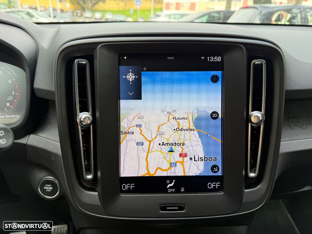 Volvo XC 40 1.5 T3 Tech Edition - 17