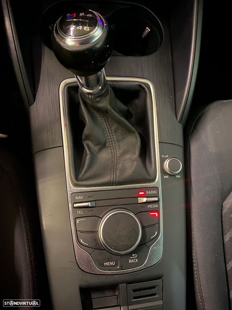 Audi A3 Sportback 1.6 TDI Attraction - 9