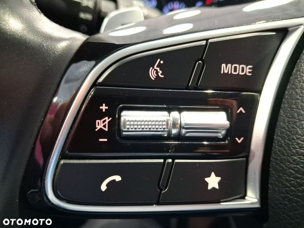 Kia XCeed - 18