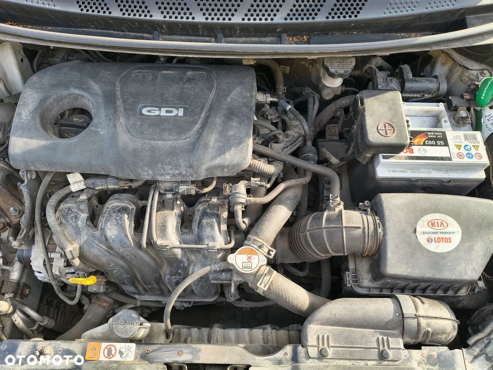 Kia Ceed - 32
