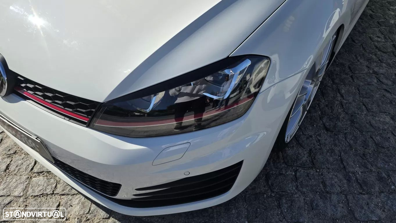 VW Golf 2.0 TSi GTi DSG Performance - 12