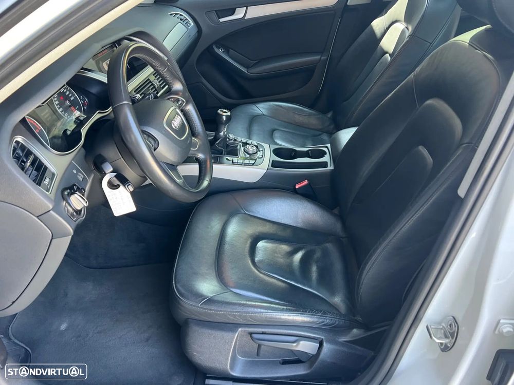 Audi A4 Avant 2.0 TDI Business Line Advance - 16