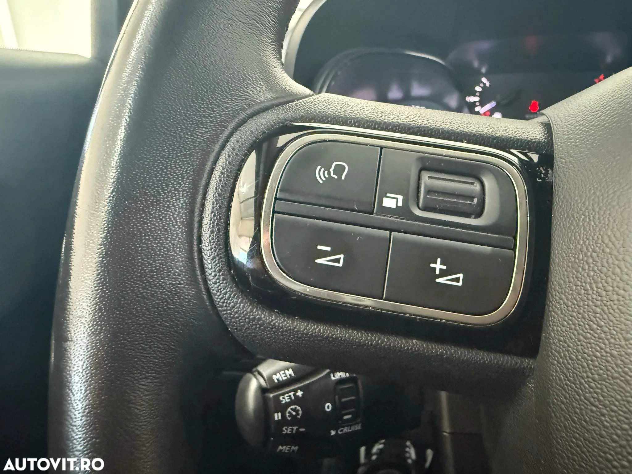 Citroën C3 AIRCROSS PureTech 82 Live - 13