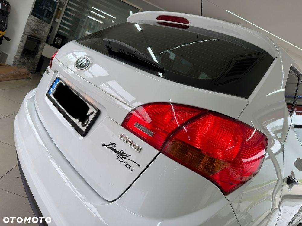 Kia Venga 1.4 CRDi M - 21