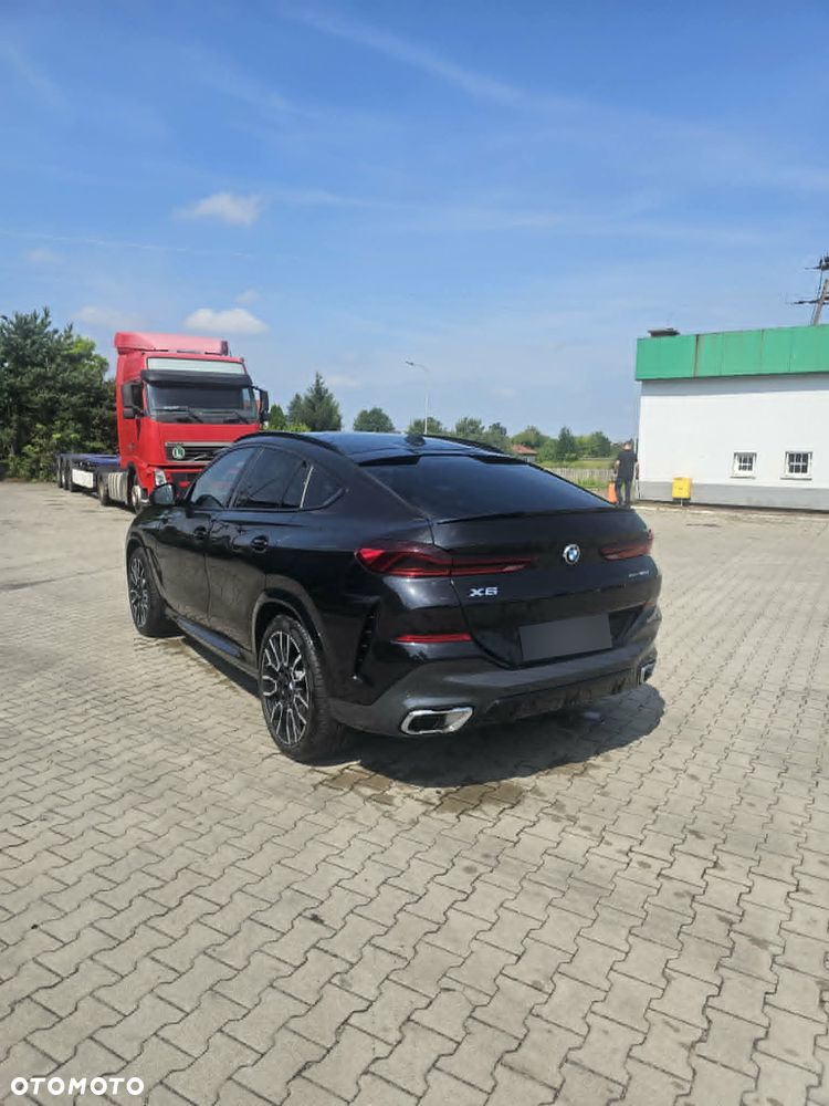 BMW X6M - 4
