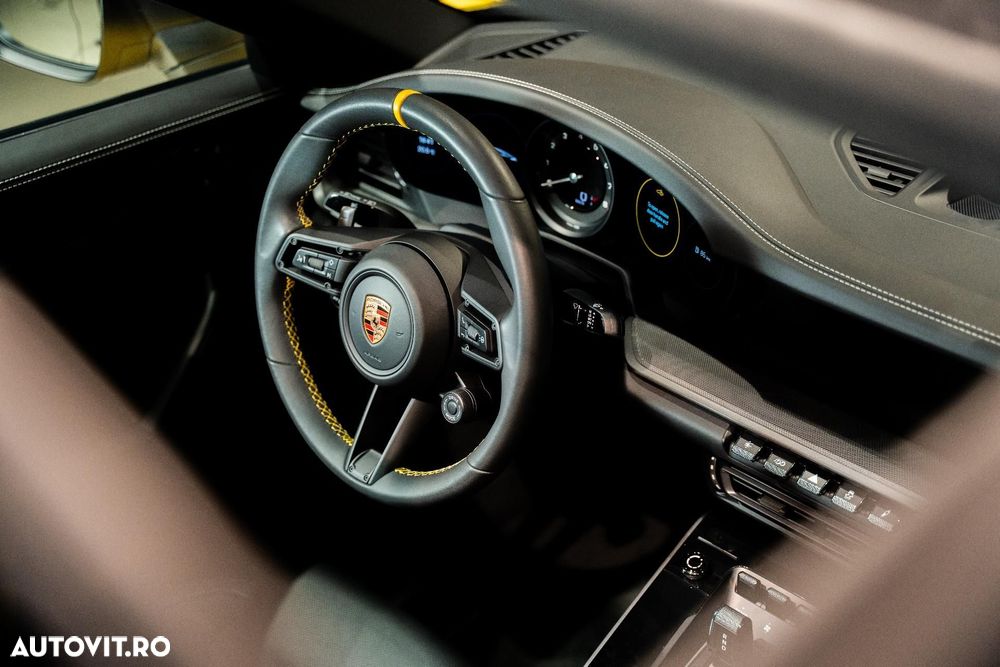 Porsche 911 4S PDK - 21