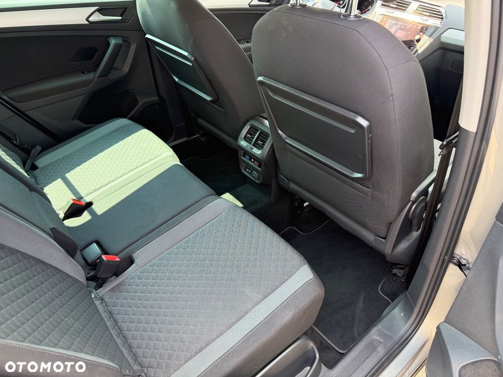 Volkswagen Tiguan 1.5 TSI OPF Life - 24