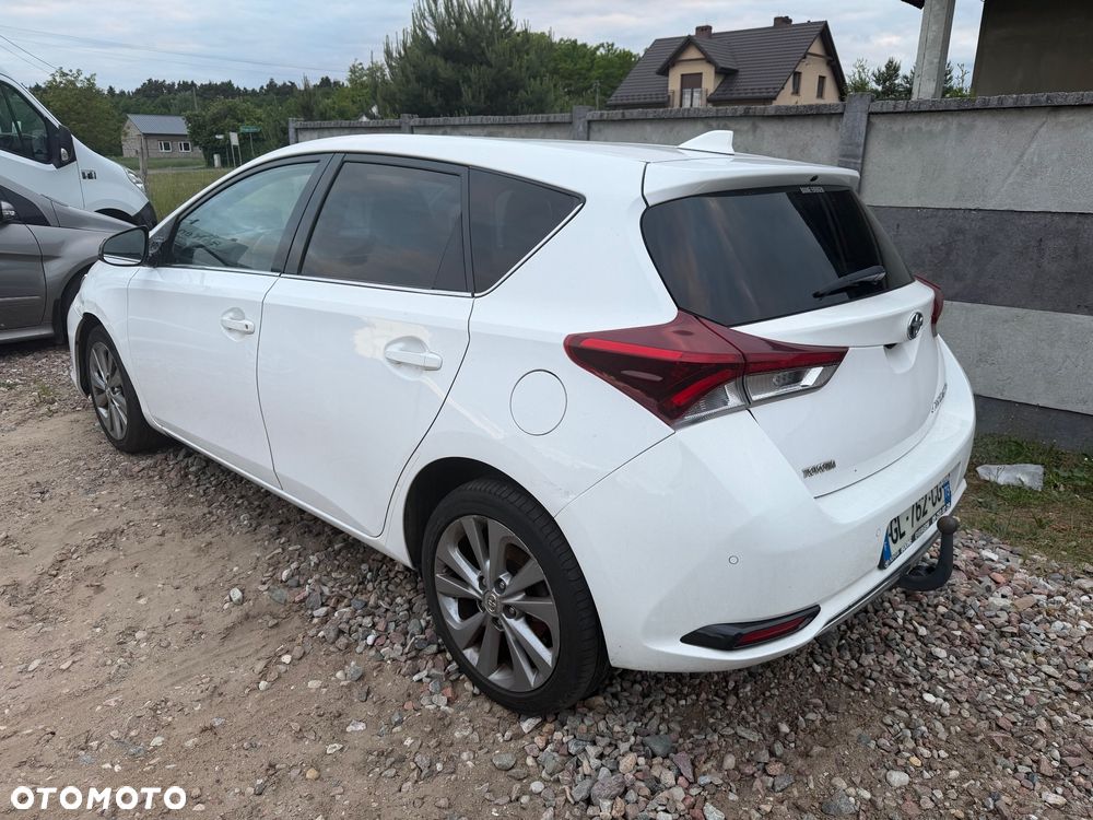 Toyota Auris 1.8 HSD Luna - 4