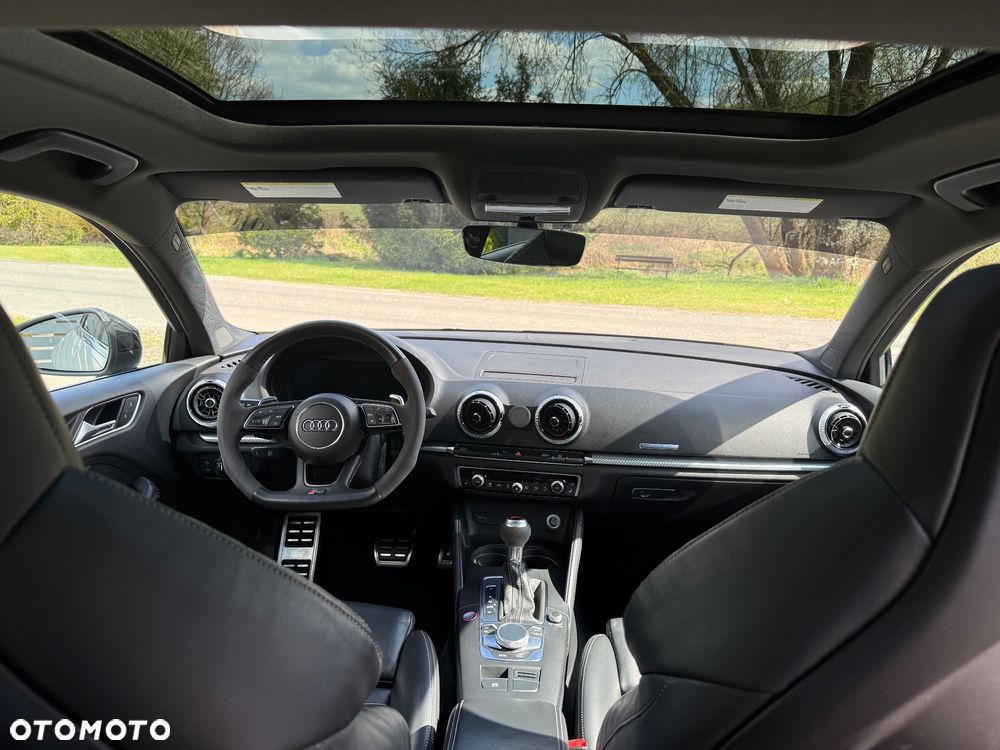 Audi RS3 Limousine S tronic - 12
