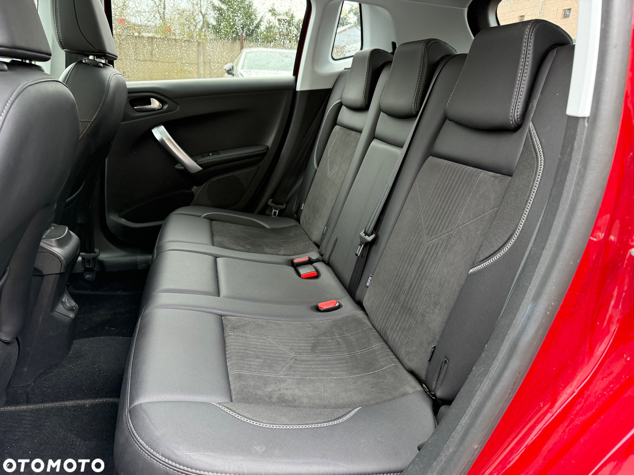 Peugeot 2008 - 14