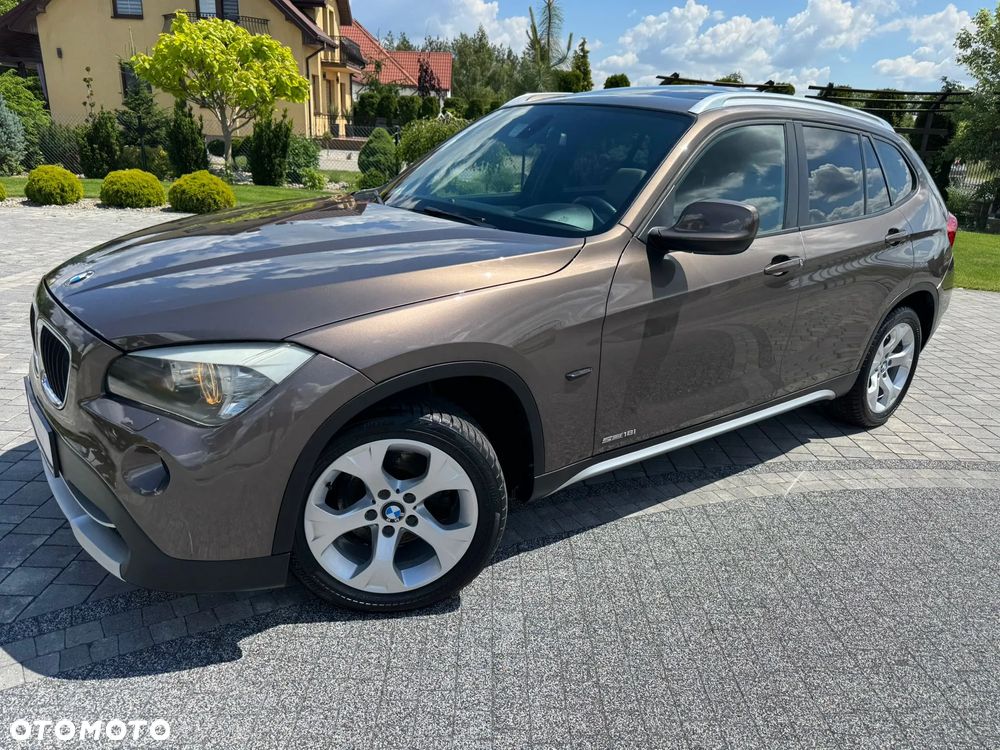 BMW X1 sDrive18i - 12