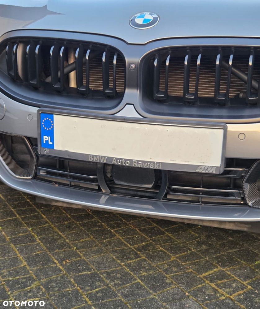 BMW Seria 8 - 23