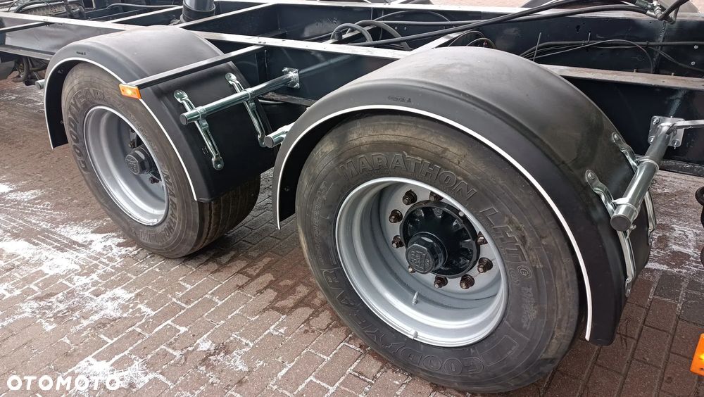 Broshuis WYWROTKA - 9