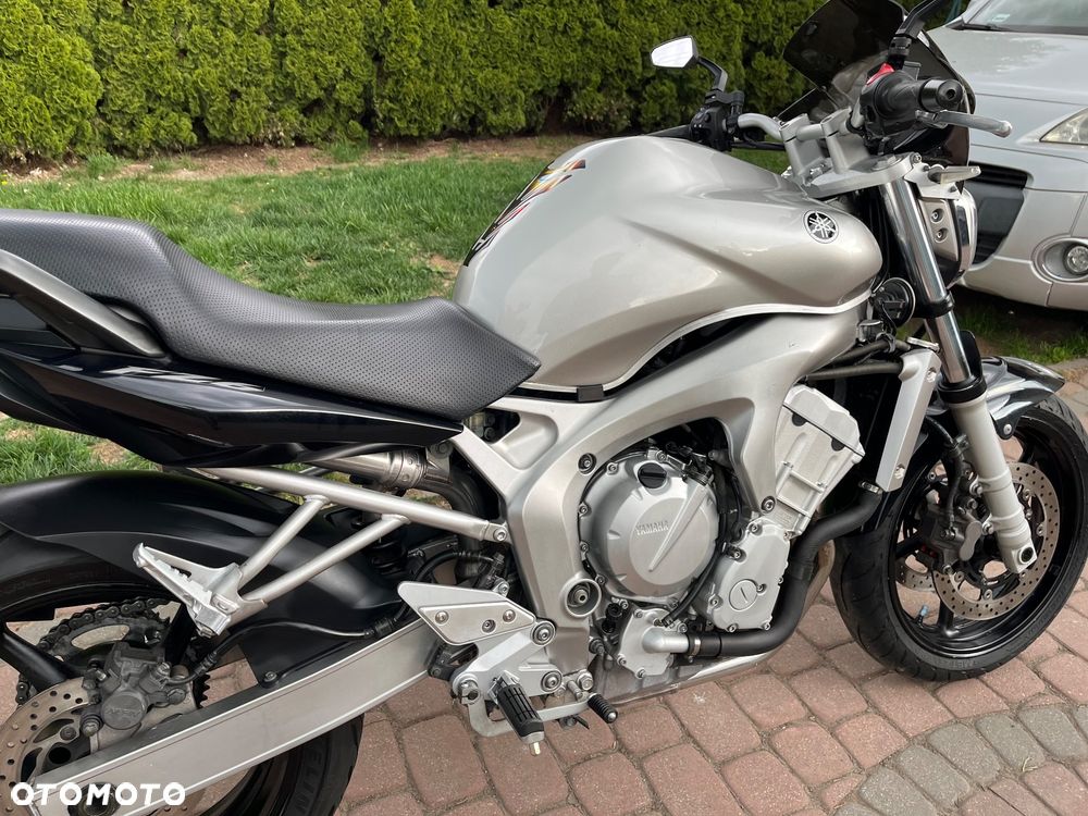 Yamaha FZ6 - 14