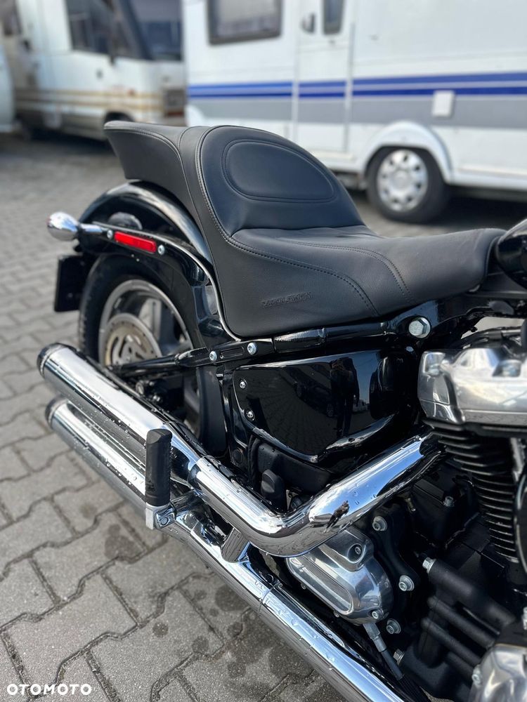 Harley-Davidson Softail Standard - 9