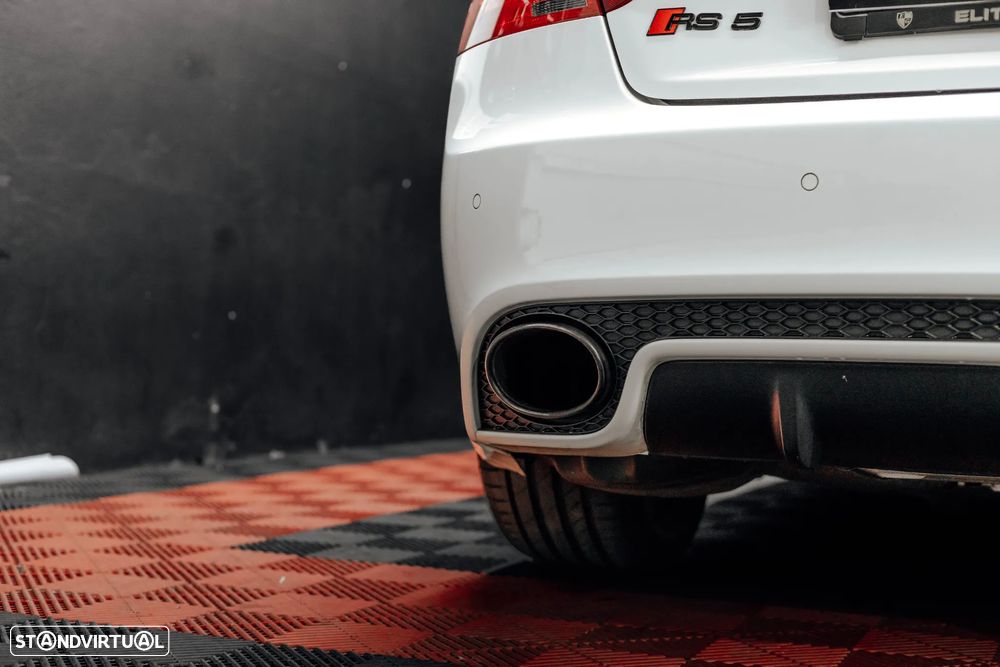 Audi RS5 4.2 FSi quattro S tronic - 8