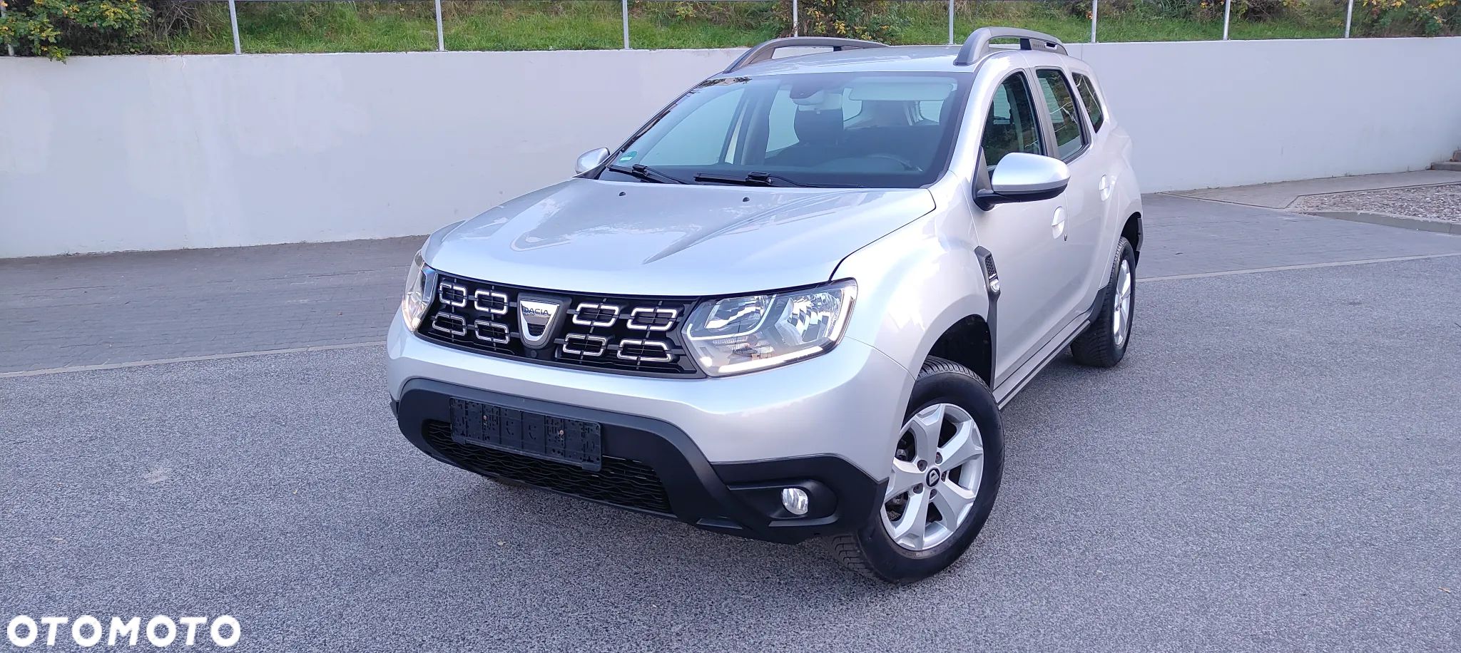 Dacia Duster 1.6 SCe Essential - 1