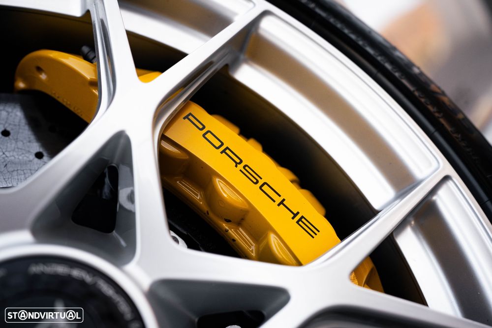 Porsche 718 Cayman GT4 RS - 20