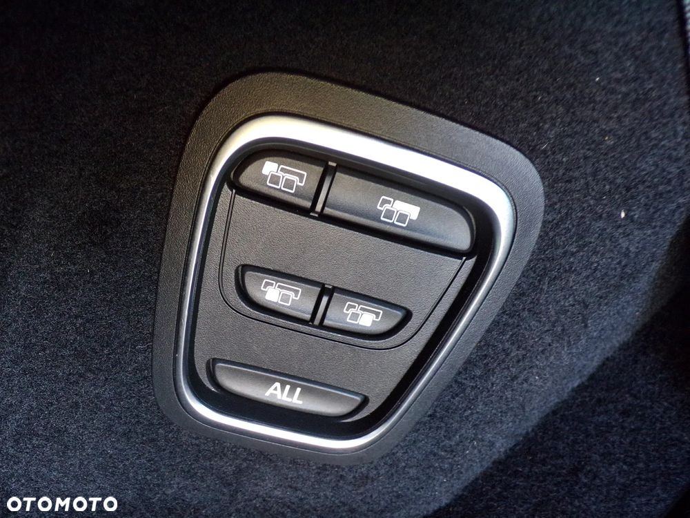 Renault Grand Scenic ENERGY dCi 160 EDC BOSE EDITION - 34