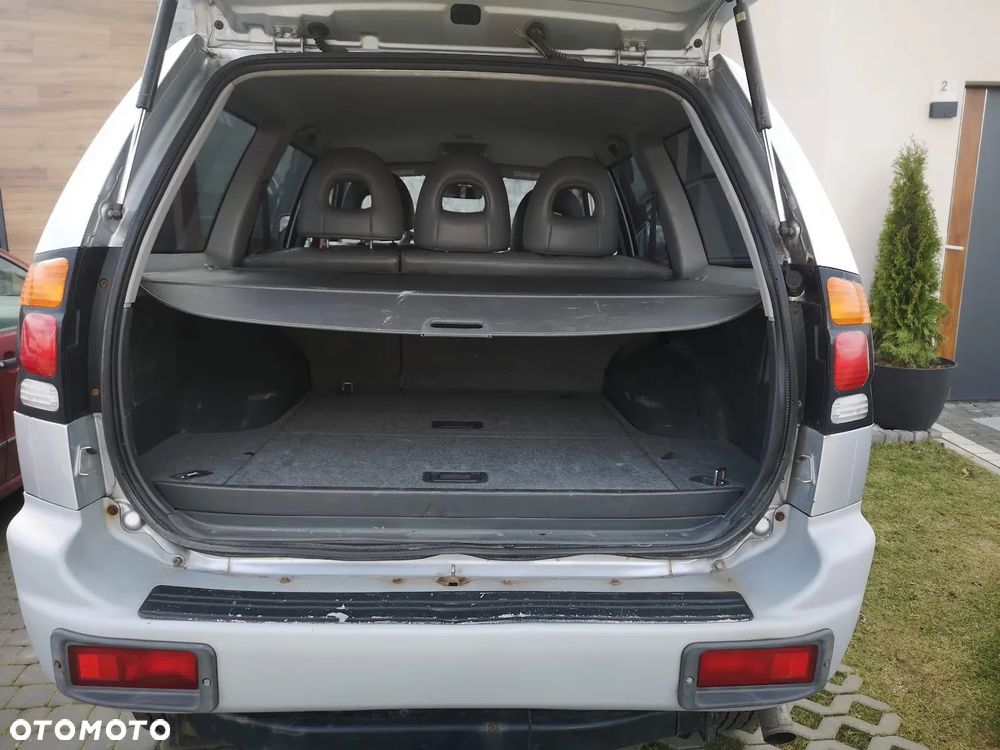 Mitsubishi Pajero Sport - 17