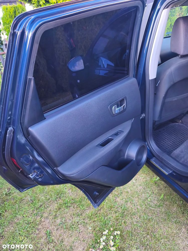 Nissan Qashqai 2.0 dCi DPF tekna - 12