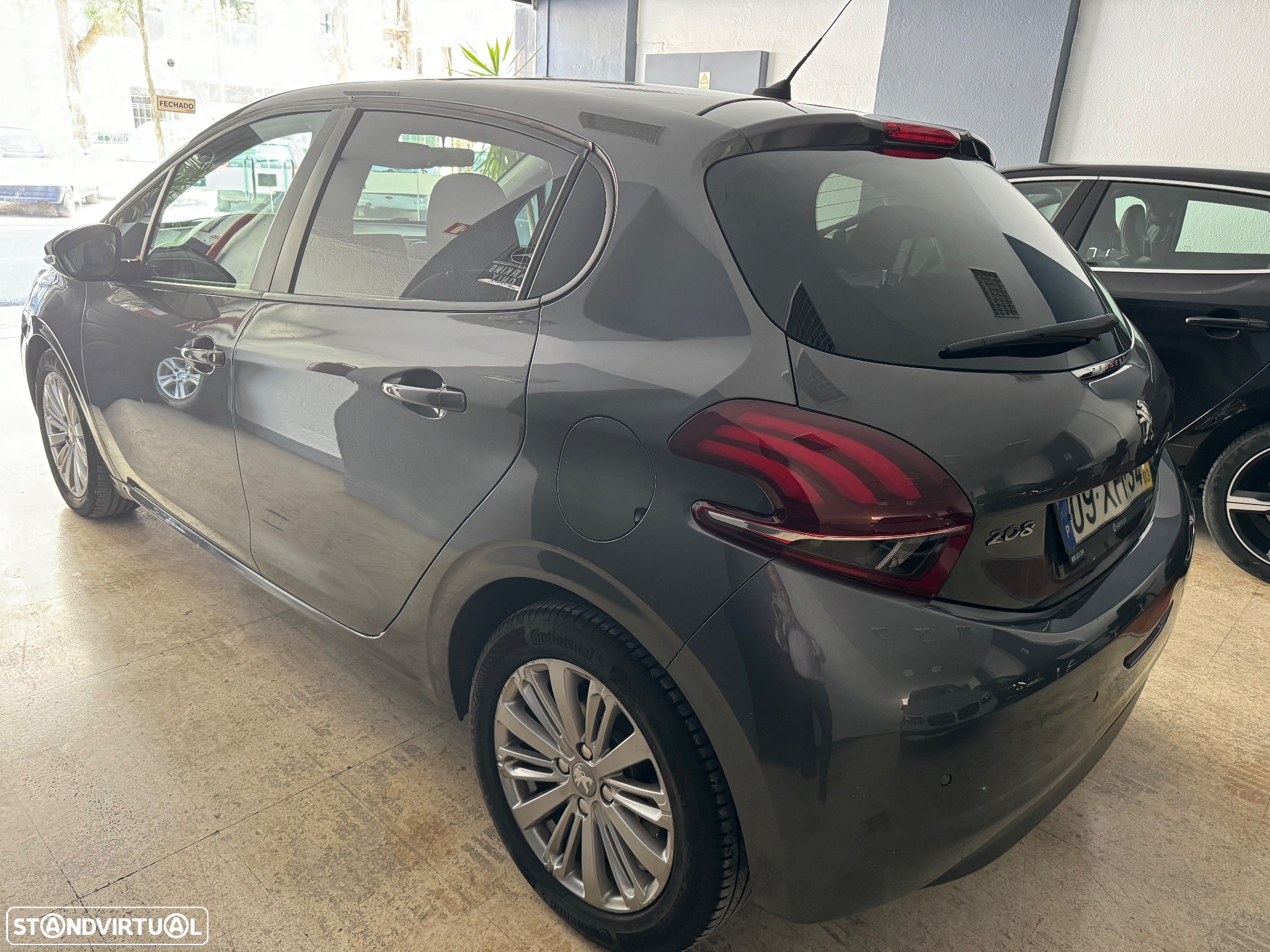 Peugeot 208 1.5 BlueHDi Signature - 14
