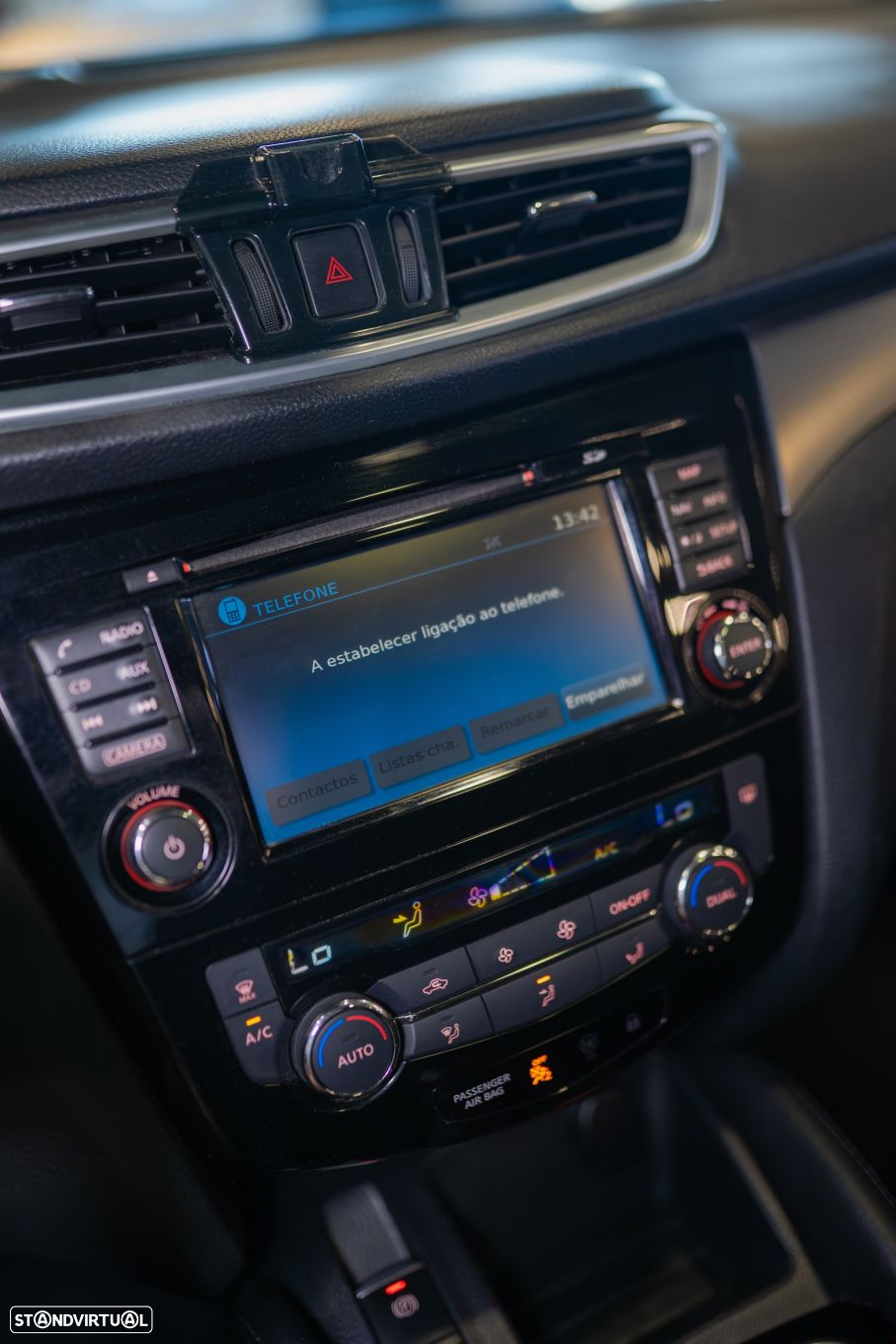 Nissan Qashqai 1.5 dCi N-Connecta - 29