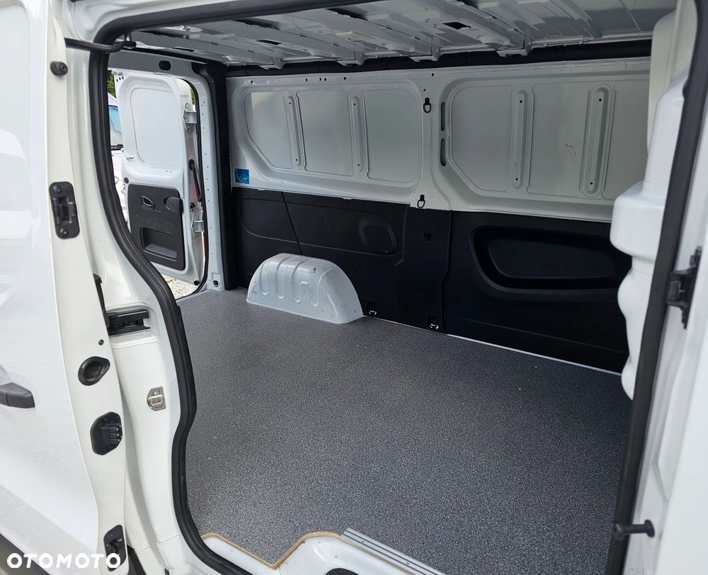 Nissan PRIMASTAR - 18