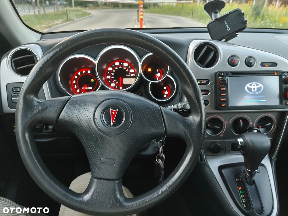 Pontiac Vibe - 6