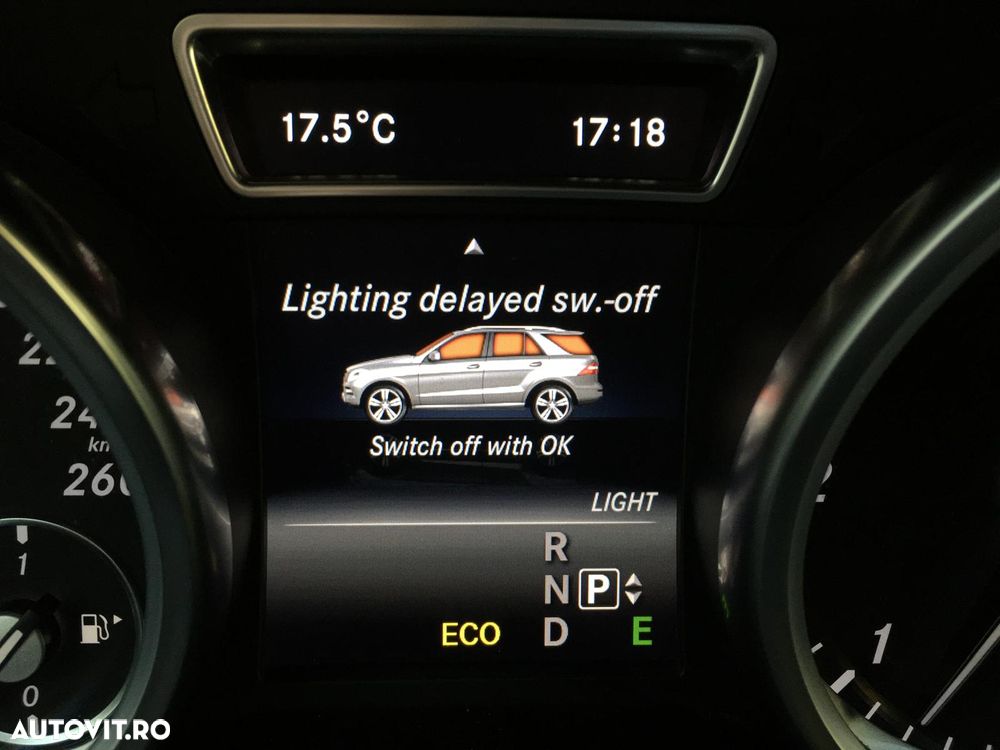 Mercedes-Benz ML 250 BlueTEC 4MATIC 7G-TRONIC - 37