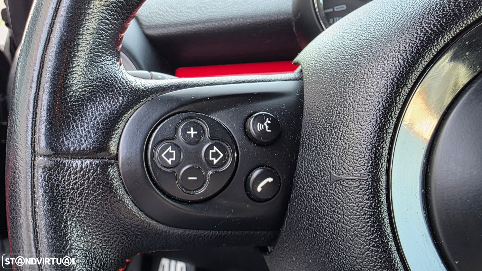 MINI 3 Portas John Cooper Works - 24