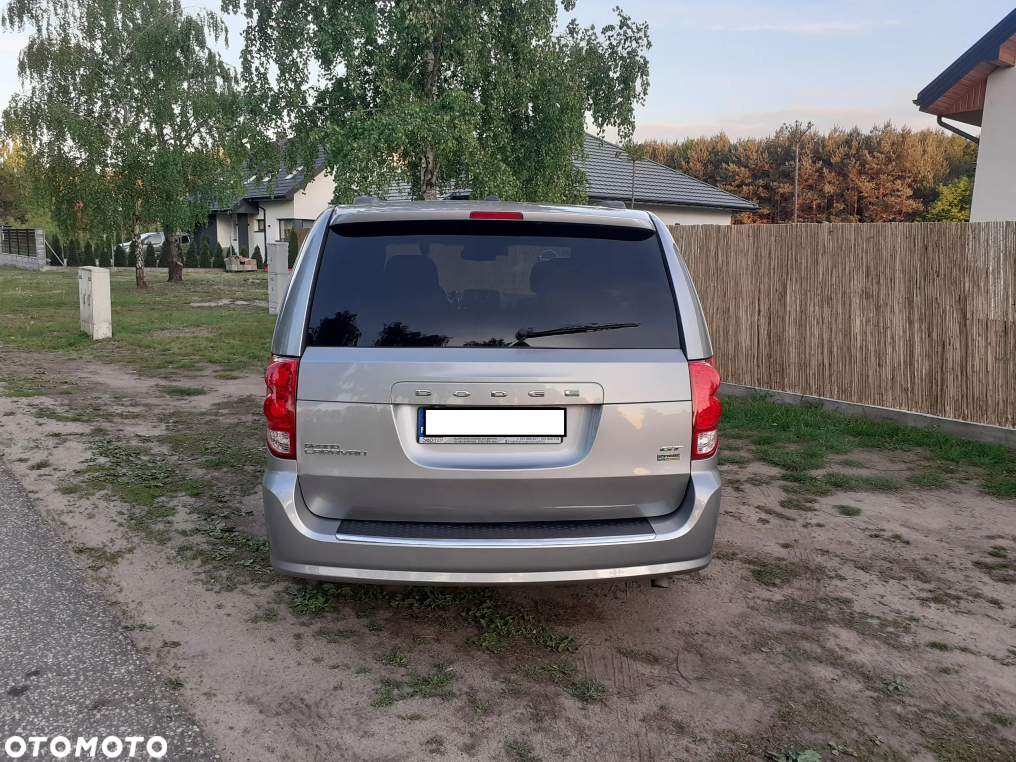 Dodge Grand Caravan - 9
