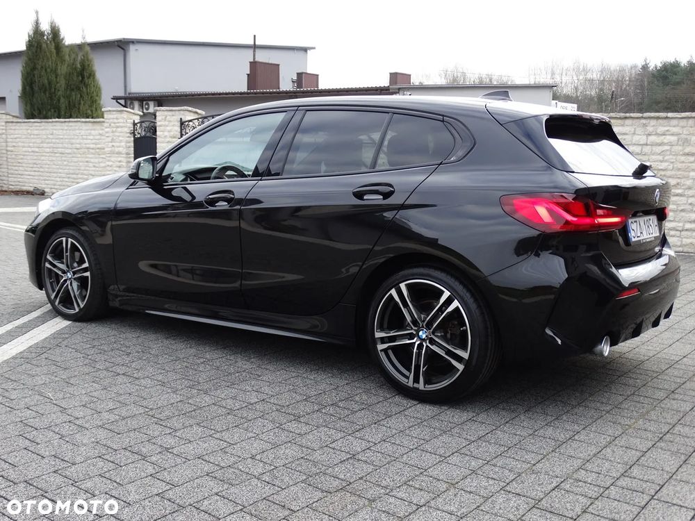 BMW Seria 1 118d M Sport Shadow - 11